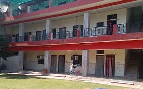 Hotel Oasis Lucknow